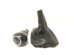 Mercedes Benz C-Class 204 (2007–2014) Käigukangi viimistlus A2042676210 - 3