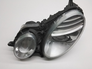 Mercedes Benz E-Class W211 (2002–2009) Esituli 16259101 - 2