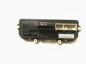 Volkswagen Touran II (2010–2015) Heater control panel 5HB01129220 - 6