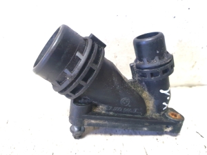 BMW X1 E84 (2009–2015) Thermostatgehäuse 10808611 - 4
