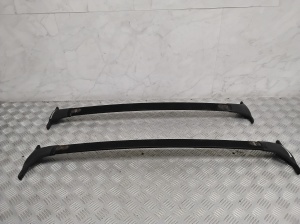 Roof rail crossbar - 