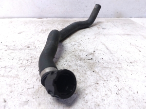 BMW X1 E84 (2009–2015) Radiator hose 9133172 - 2