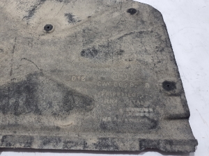 AUDI A4 B9 (2015–2026) Unterbodenschutz vorne 8W0803822B - 2