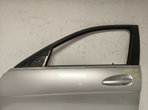 Mercedes Benz C-Class 204 (2007–2014) Vordere Tür - 10