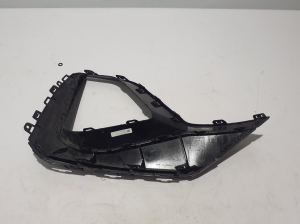 AUDI Q8 (2018–2026) Front bumper lower grille 4M8853257C - 2