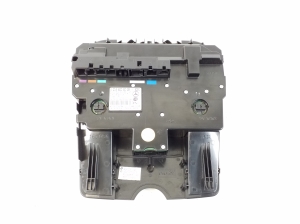 Mercedes Benz S-Class 221 (2005–2013) Eesmine sisevalgustuspaneel A2168205026 - 3