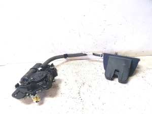 AUDI A4 B9 (2015–2026) Heckklappenschloss 8W9827535 - 6