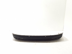 Tagumise kaitseraua alumine spoiler - 4M0807568B
