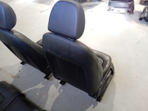 AUDI A4 B8 (2007–2016) Front seat and its parts - 9