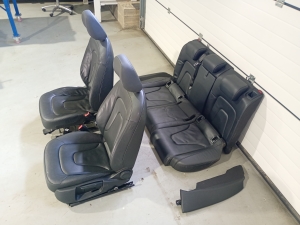 AUDI A4 B8 (2007–2016) Front seat and its parts - 12
