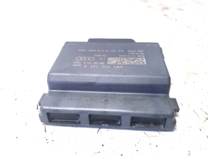 AUDI A4 B9 (2015–2026) Fuel pump control module 8W0906121 - 4