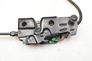 Volkswagen Amarok I (2010–2022) Hood latch 2H0823509B - 3