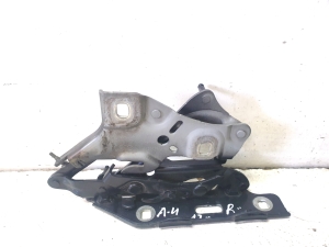 Scharnier Motorhaube - 8W0823302E