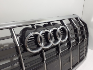 AUDI Q3 F3 (2018–2026) Front grille 83A853651E - 3