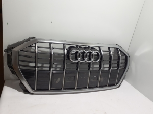 Kühlergrill - 83A853651E