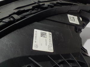 BMW i5 G60 (2023–2026) Esituli 5A798D6 - 4