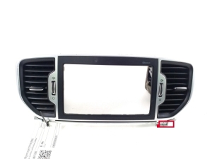 Dashboard air vent grilles - 84740F1200