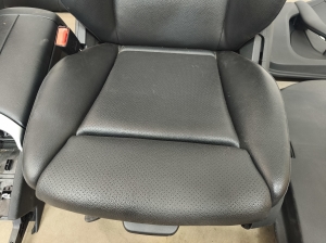 Mercedes Benz C-Class 205 (2014–2021) Salons un tā detaļas - 8