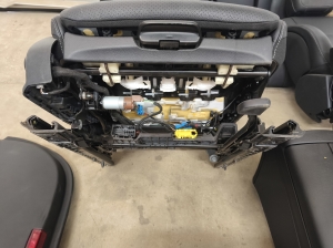 Mercedes Benz C-Class 205 (2014–2021) Salons un tā detaļas - 11