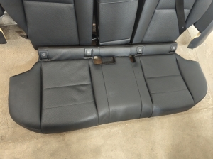 Mercedes Benz C-Class 205 (2014–2021) Salons un tā detaļas - 12