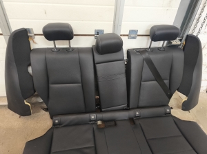 Mercedes Benz C-Class 205 (2014–2021) Salons un tā detaļas - 14