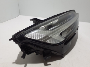 VOLVO V60 (2018–2026) Esituli 32338991 - 6