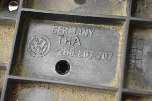 Volkswagen Amarok I (2010–2022) Scheinwerferhalter 2H6807707 - 3