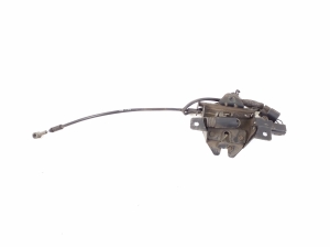 Hyundai Santa Fe (2012–2018) Hood latch 811302W901 - 2