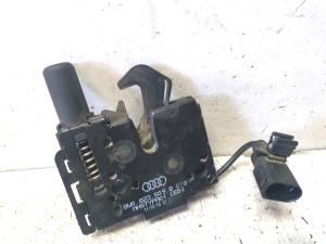 AUDI A4 B9 (2015–2026) Hood latch 8W0823509 - 2