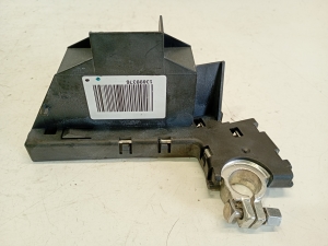Pluskabel-Klemme - K98J4590