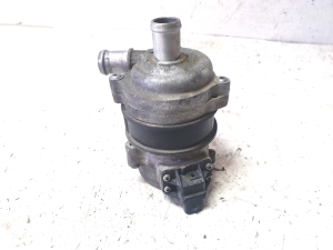 AUDI A4 B9 (2015–2026) Water pump 4H0965567 - 2