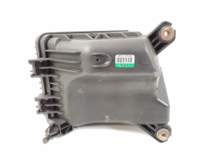 Hyundai Santa Fe (2012–2018) Luftfiltergehäuse 281002W300 - 5