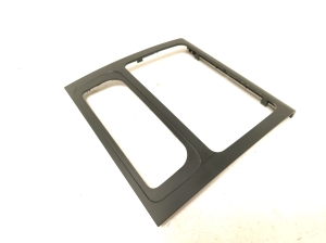 Volkswagen Touran II (2010–2015) Dashboard trim 1T0858071R - 5