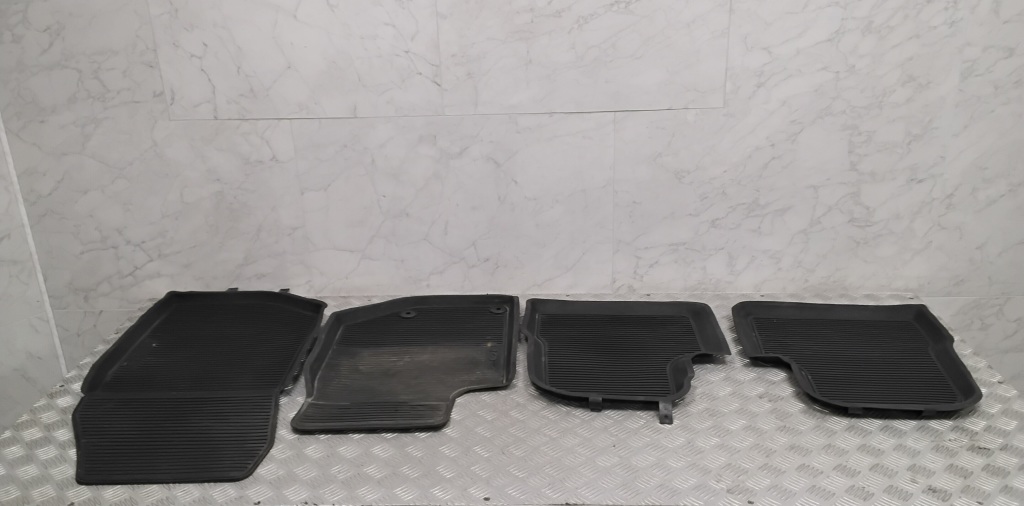 Peugeot 208 (2019–2026) Floor mats 1648527780 Peugeot 208 (2019–2026) Floor mats 1648527780