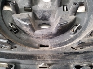 NISSAN Qashqai (2013–2021) Kühlergrill 623124EA0D - 2