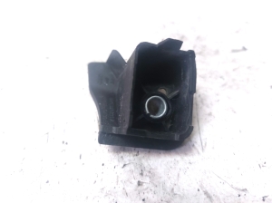 AUDI A4 B9 (2015–2026) Front fender bracket 8W0821231A - 3