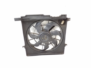 Hyundai Santa Fe (2012–2018) Dzesēšanas ventilators un tā daļas 253802B700 - 2