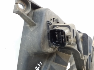 Hyundai Santa Fe (2012–2018) Dzesēšanas ventilators un tā daļas 253802B700 - 3