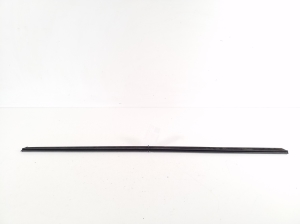 Mini Clubman R55 (2007–2014) Esiukse klaasi välimine liist 7146091 - 2