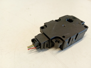 AUDI A6 C7 (2011–2018) Heater flap actuator CZ1139300856 - 5