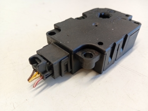 AUDI A6 C7 (2011–2018) Salongi soojenduse klapi mootor CZ1139300856 - 2