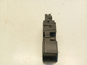 AUDI A6 C7 (2011–2018) Salongi soojenduse klapi mootor CZ1139300856 - 3