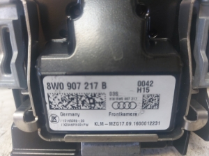 AUDI A4 B9 (2015–2026) Esikaamera 8W0907217B - 2