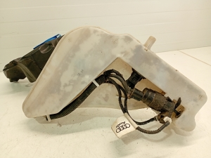 AUDI A6 C7 (2011–2018) Front windshield washer reservoir and its parts 4G8955451 - 5