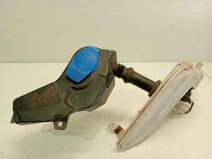   Front windshield washer reservoir and its parts  - 4G8955451 