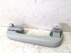 AUDI A4 B9 (2015–2026) Katuse sisemine käepide 4M0857608 - 2