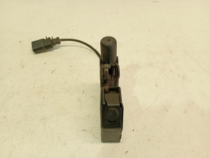 AUDI A6 C7 (2011–2018) Hood latch 4G0823509C - 2