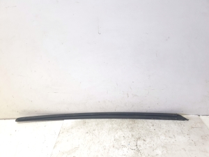Windshield pillar outer molding - 8W0854328