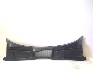 Wiper cowl trim panel - 8W1819403