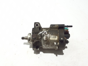   Fuel pump  - 9303104B 